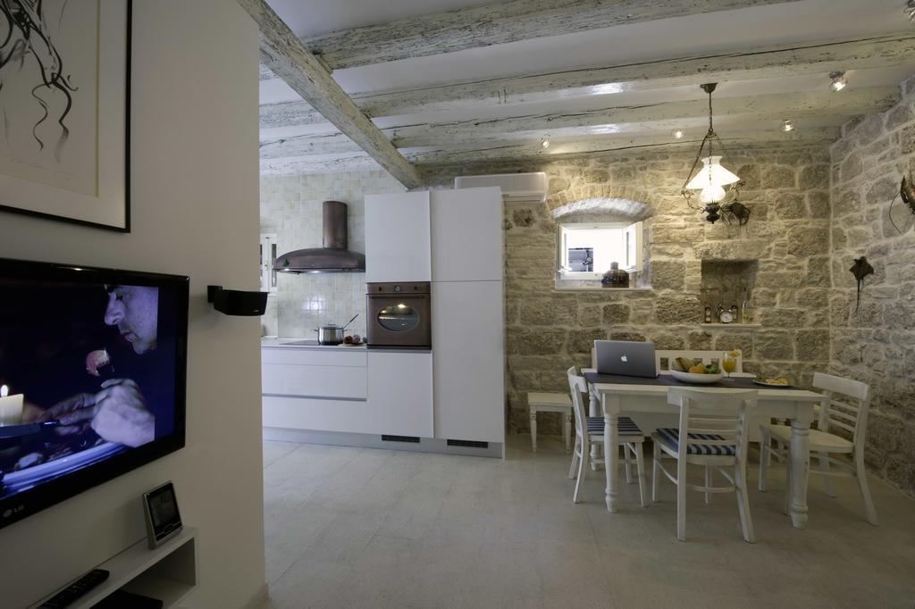 Apartment Whooart コミジャ エクステリア 写真